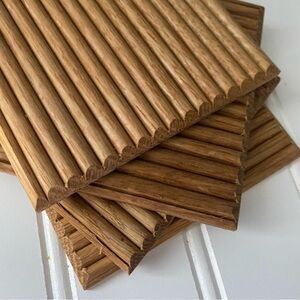 Ribbed Wooden Coasters Set